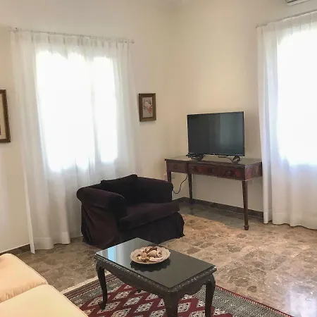Avgi's 3* Limassol